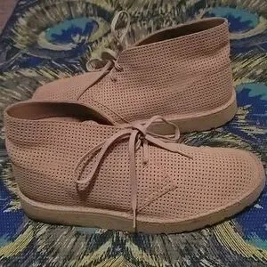 Clark Original beige color size 10 US Clarks Originals: Beige Wallabee Derbys | SSENSE main image 3